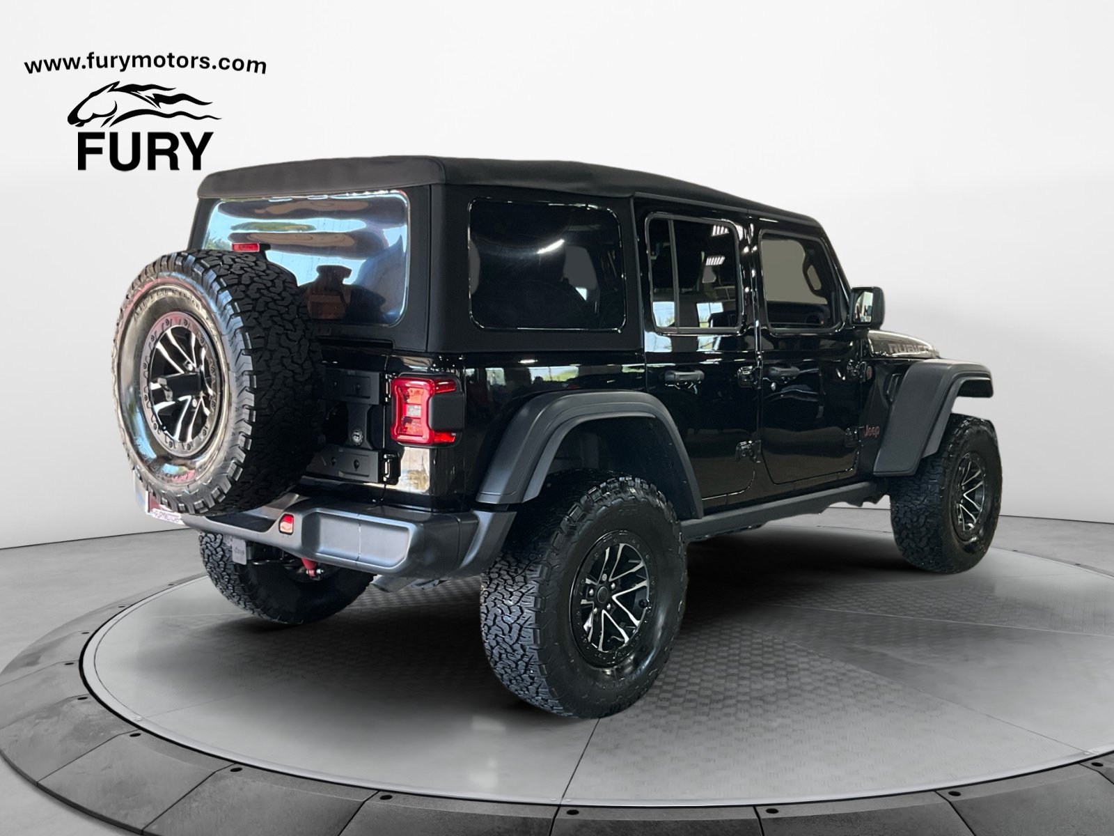 Used 2024 Jeep Wrangler Unlimited Rubicon w/ XTREMEE 35" Tire Package AWD/4WD image 4