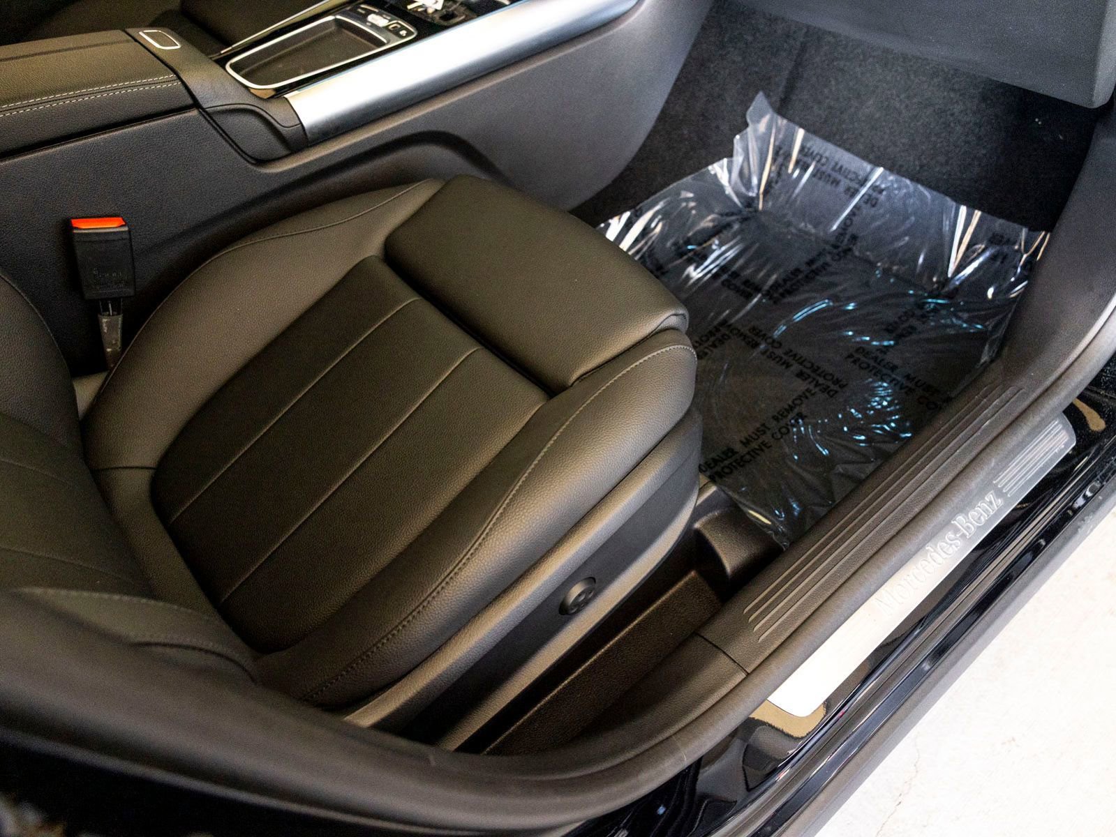 Used 2025 Mercedes-Benz GLA 250 image 29