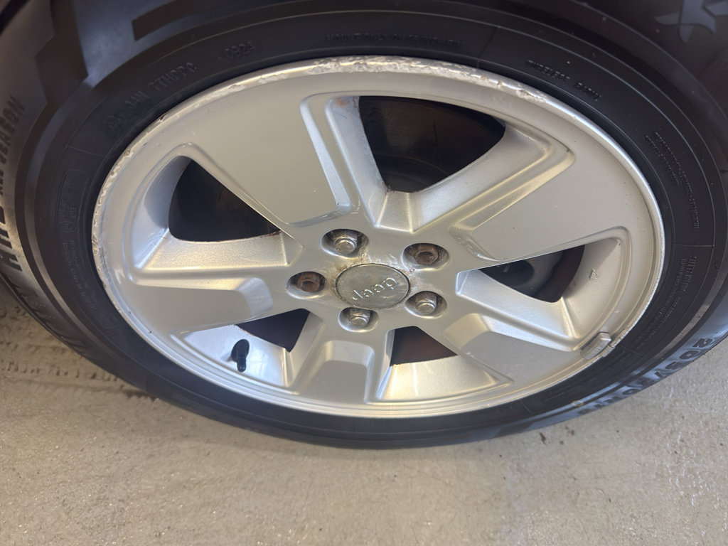 Used 2016 Jeep Compass Sport FWD image 33
