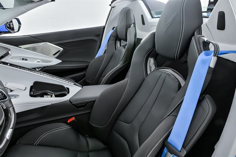 Used 2024 Chevrolet Corvette Z06 w/ Z07 Performance Package RWD image 23