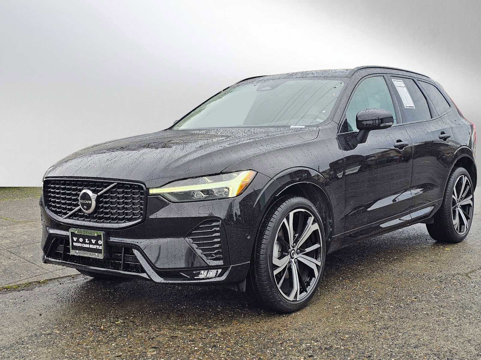 Certified 2023 Volvo XC60 B5 Ultimate image 7