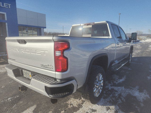 Used 2023 Chevrolet Silverado 3500 High Country w/ Z71 Off-Road Package image 5