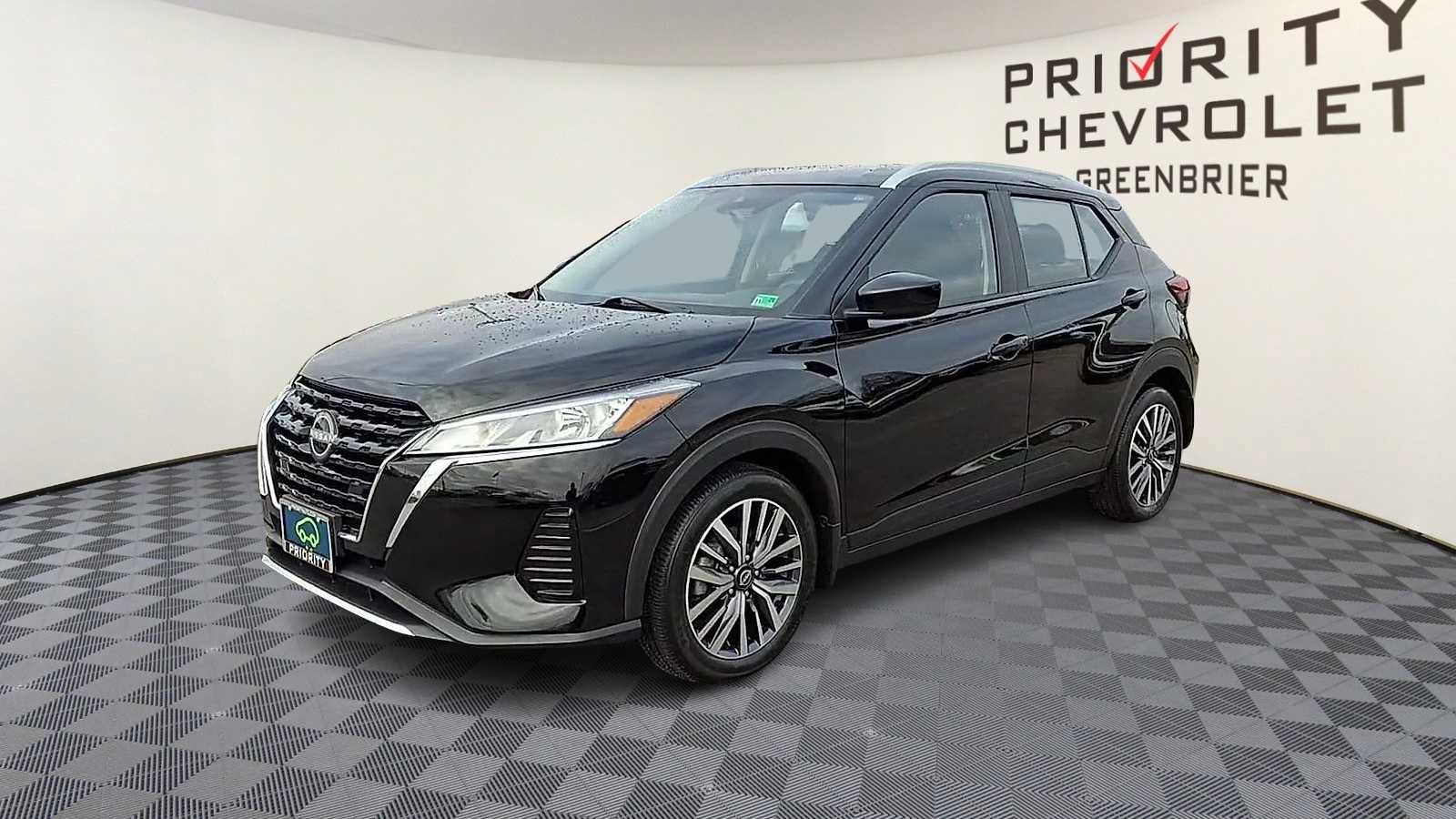 Used 2024 Nissan Kicks SV image 4