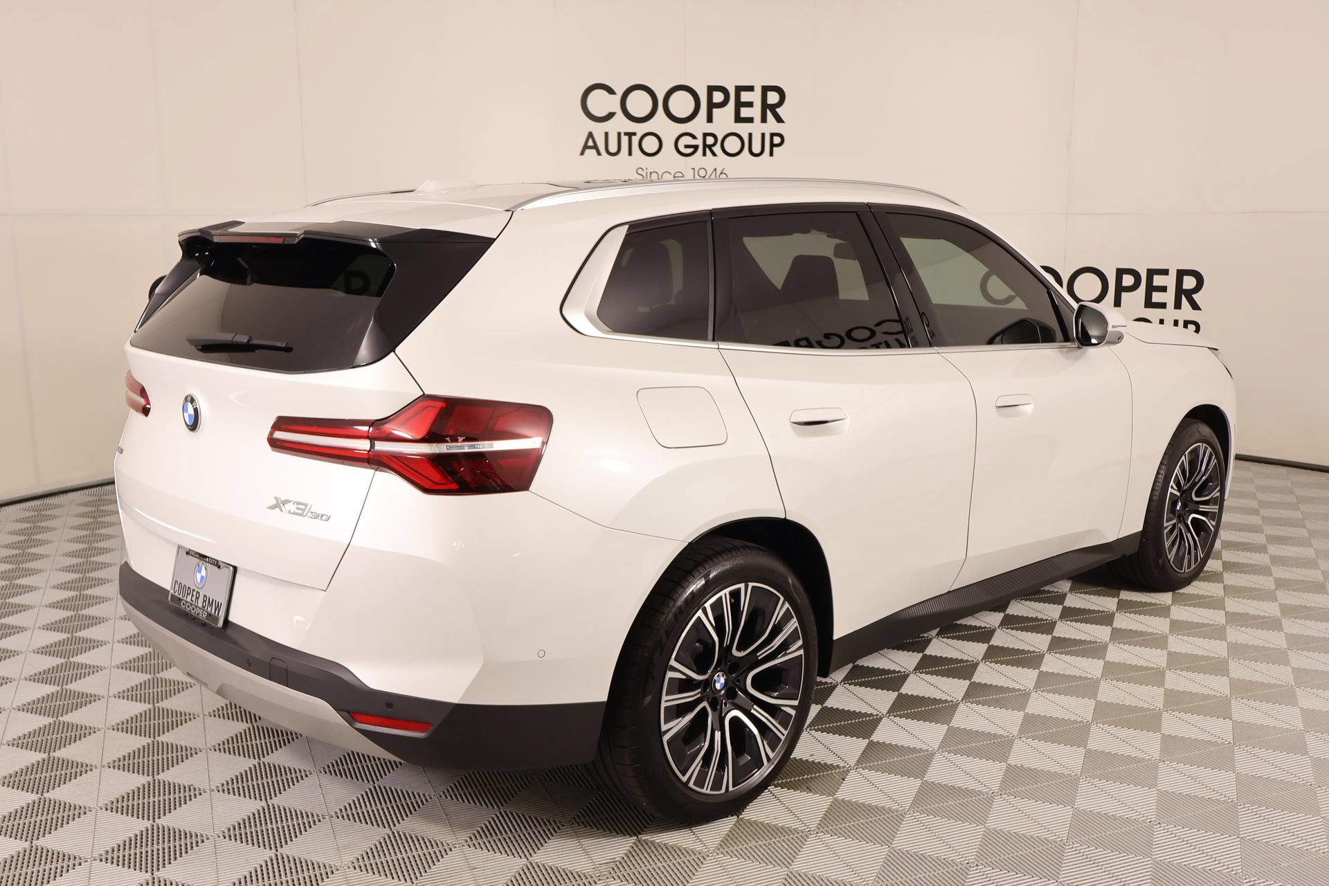 Used 2025 BMW X3 xDrive30i w/ Premium Package AWD/4WD image 22