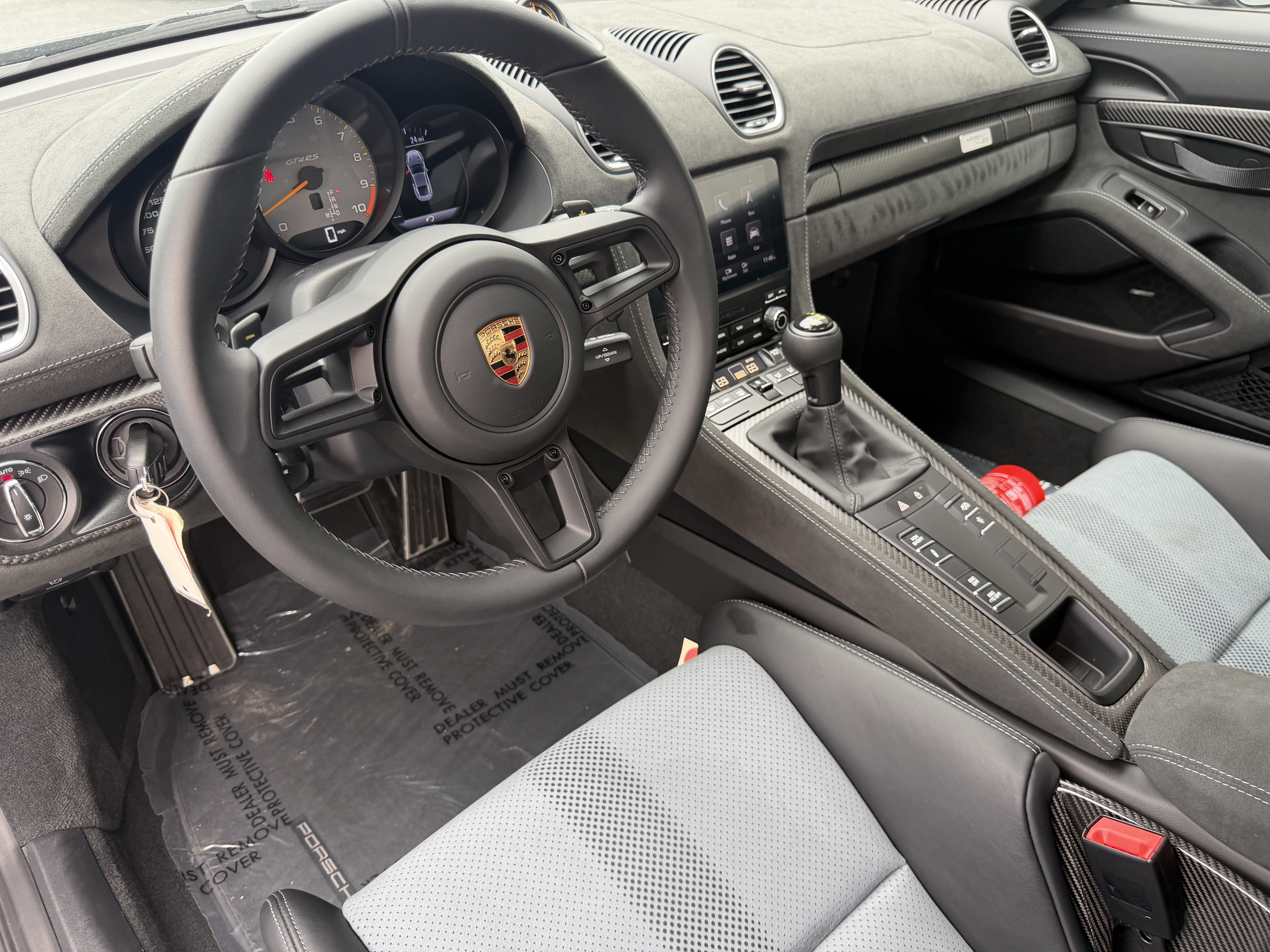 Certified 2025 Porsche 718 Cayman GT4 RS RWD image 14