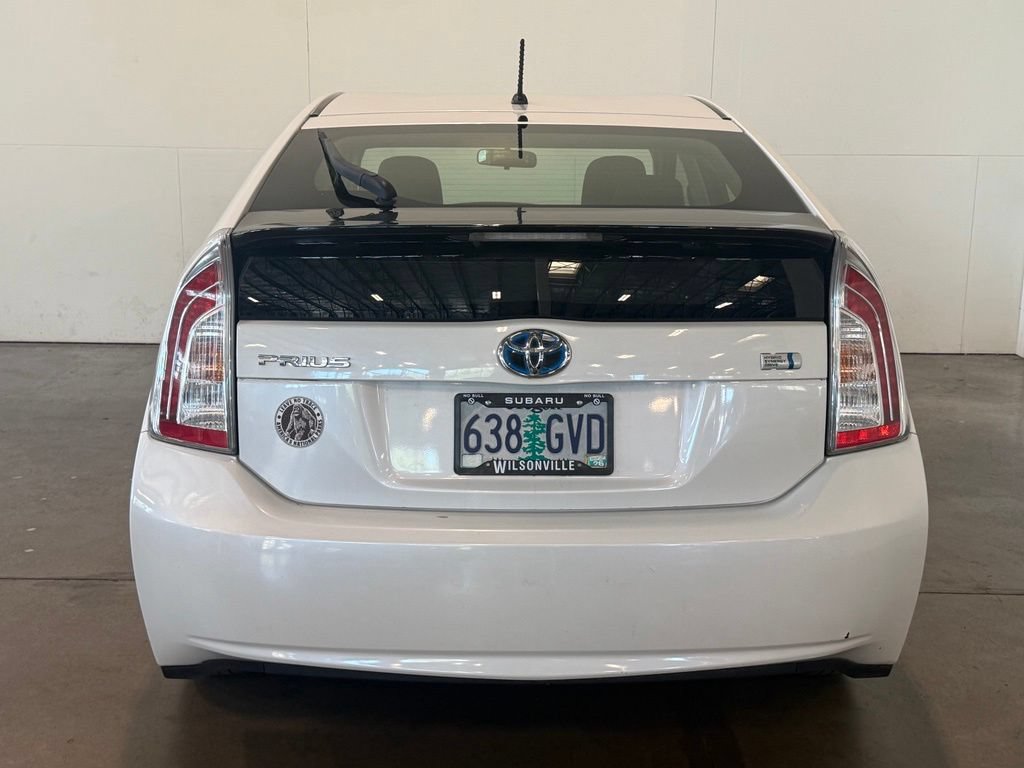 Used 2014 Toyota Prius Two FWD image 5
