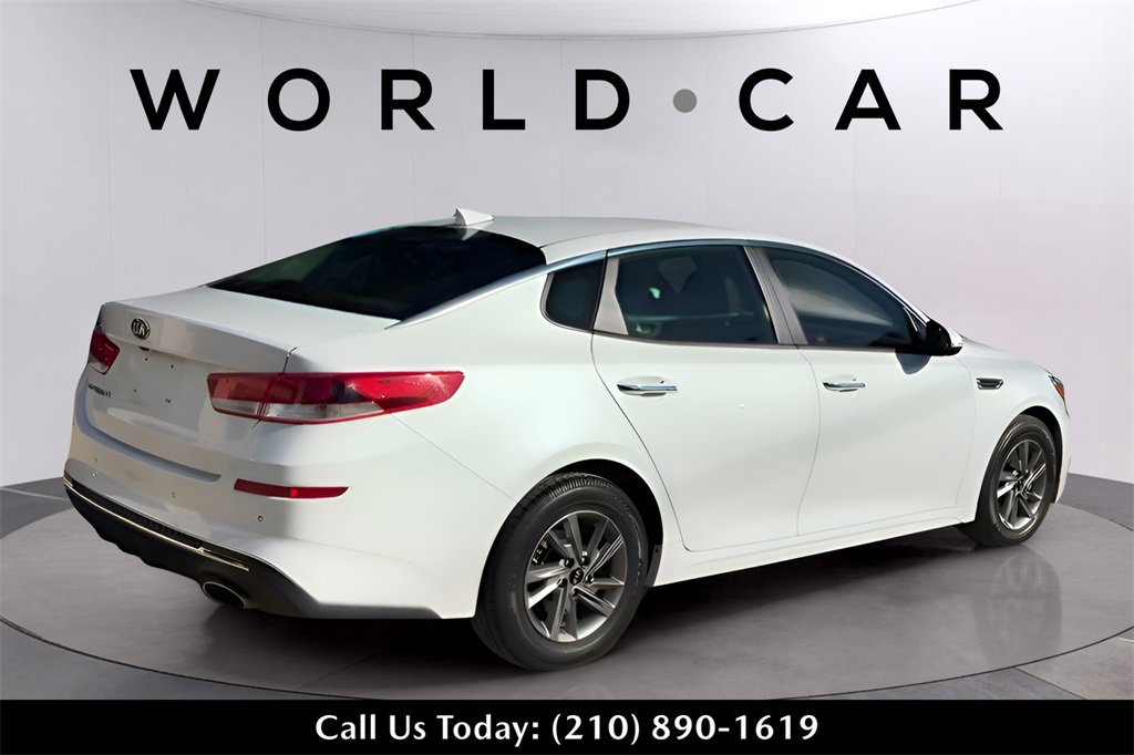 Used 2020 Kia Optima LX image 16