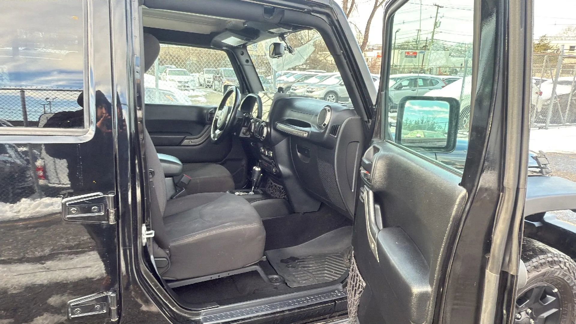 Used 2017 Jeep Wrangler Unlimited Sport w/ Quick Order Package 24S image 22