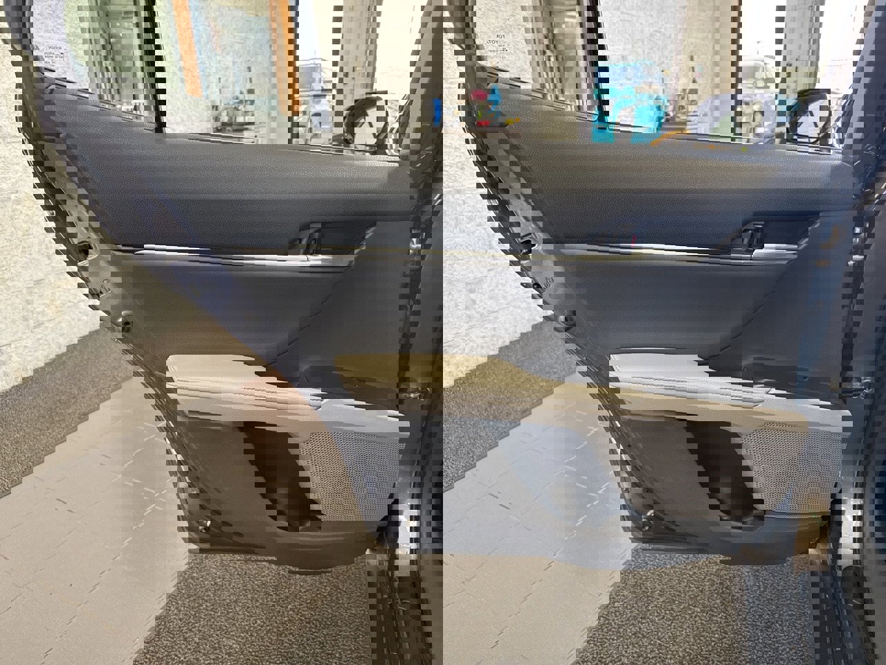 Certified 2021 Toyota Camry XLE w/ Navigation Upgrade Package image 43