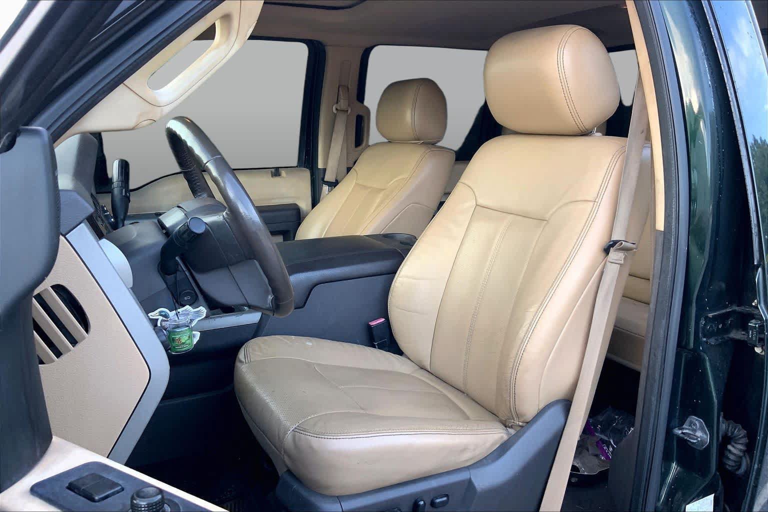 Used 2013 Ford F250 Lariat w/ Lariat Ultimate Pkg AWD/4WD image 7