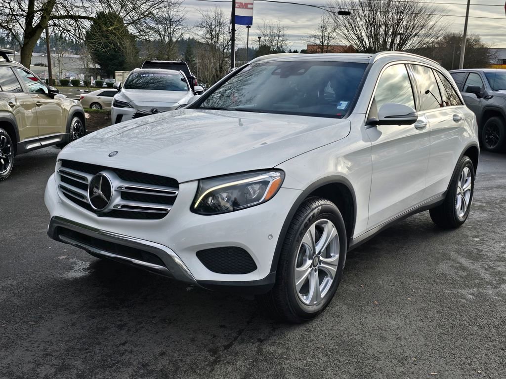 Used 2017 Mercedes-Benz GLC 300 4MATIC image 43
