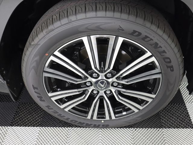 New 2026 Lexus LX 700h Luxury w/ Appearance Package AWD/4WD image 9
