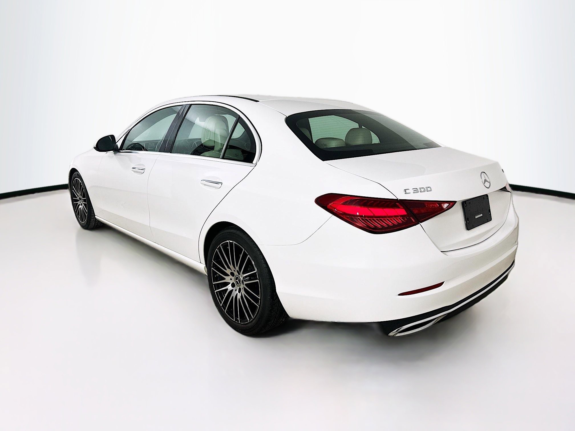 Certified 2022 Mercedes-Benz C 300 4MATIC Sedan image 4