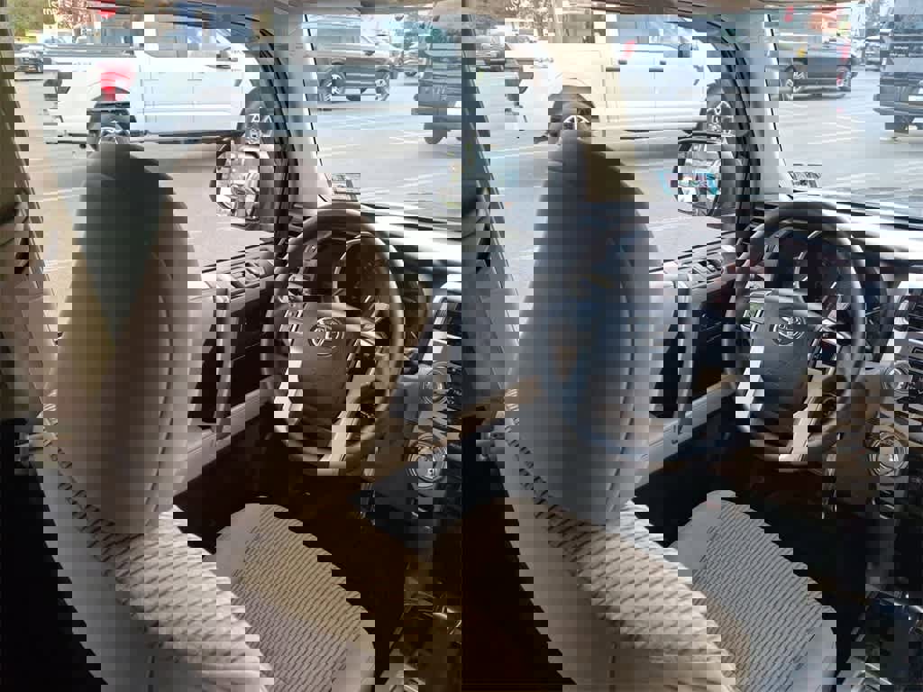 Used 2013 Toyota 4Runner SR5 image 15