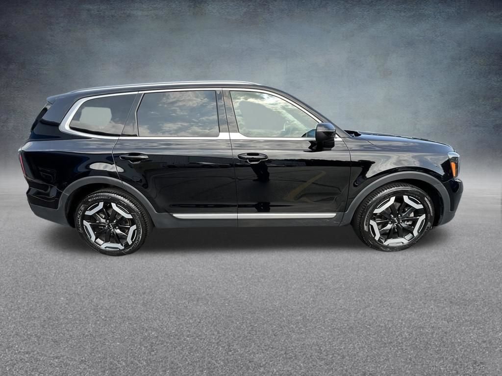 Used 2023 Kia Telluride EX AWD/4WD image 8