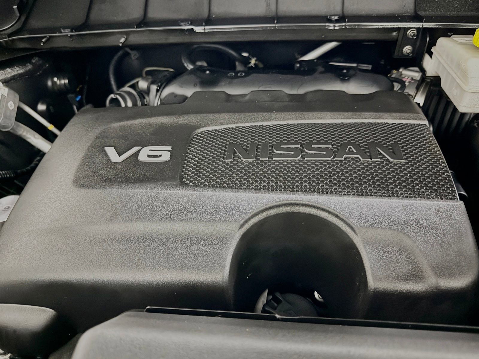 Used 2022 Nissan Pathfinder S FWD image 37