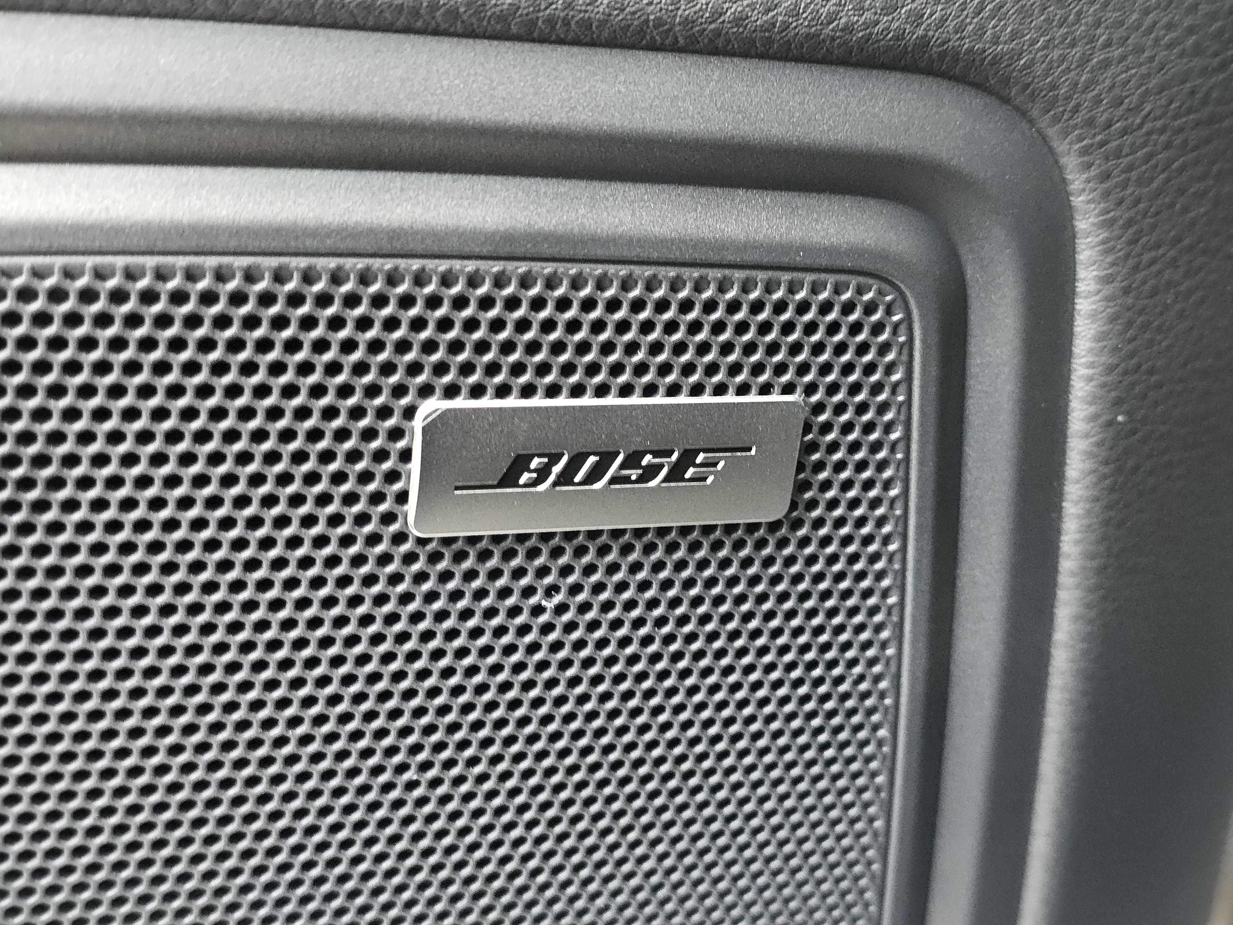 Certified 2025 Porsche Macan image 27