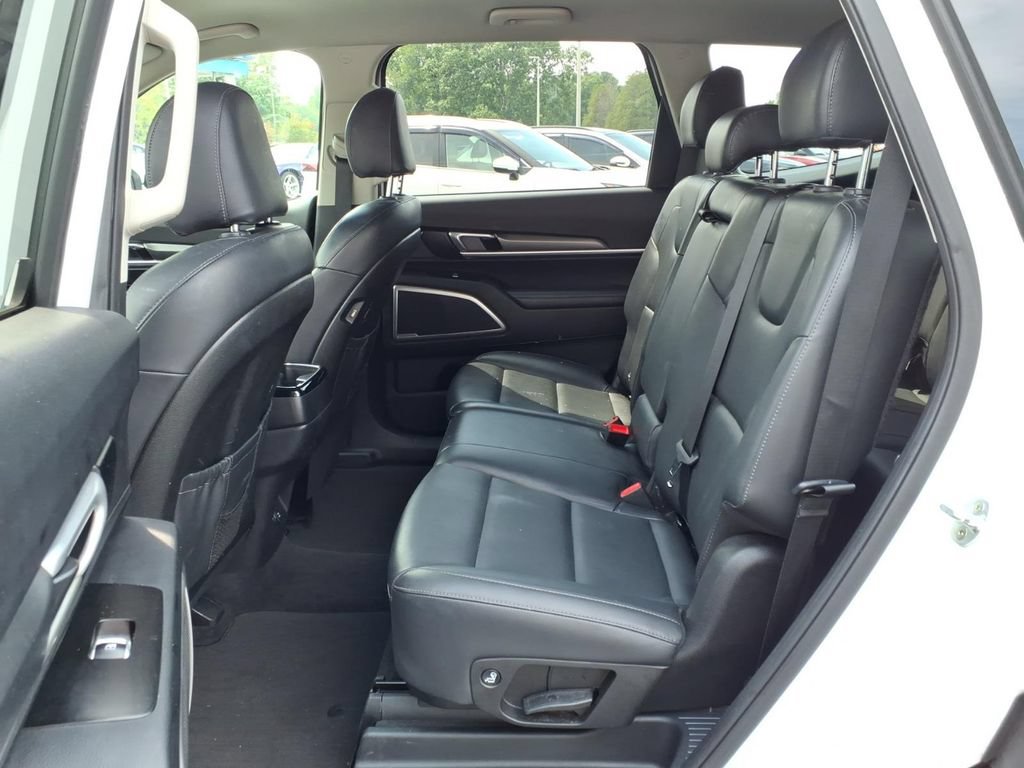 Used 2020 Kia Telluride LX FWD image 4