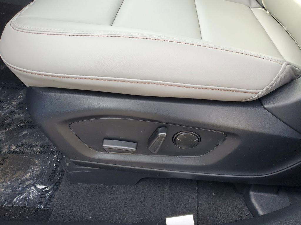 New 2026 Ford Explorer Active w/ Active Comfort Package image 10