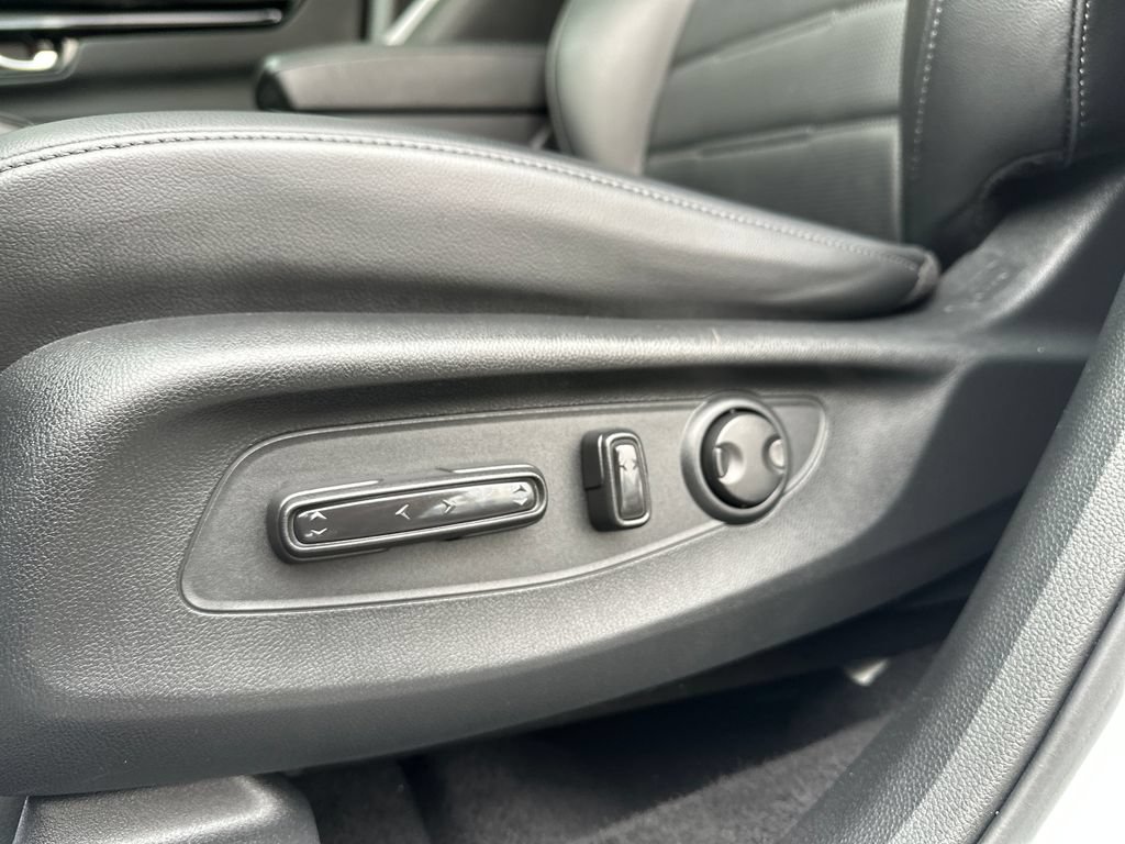Used 2024 Honda CR-V EX-L image 9