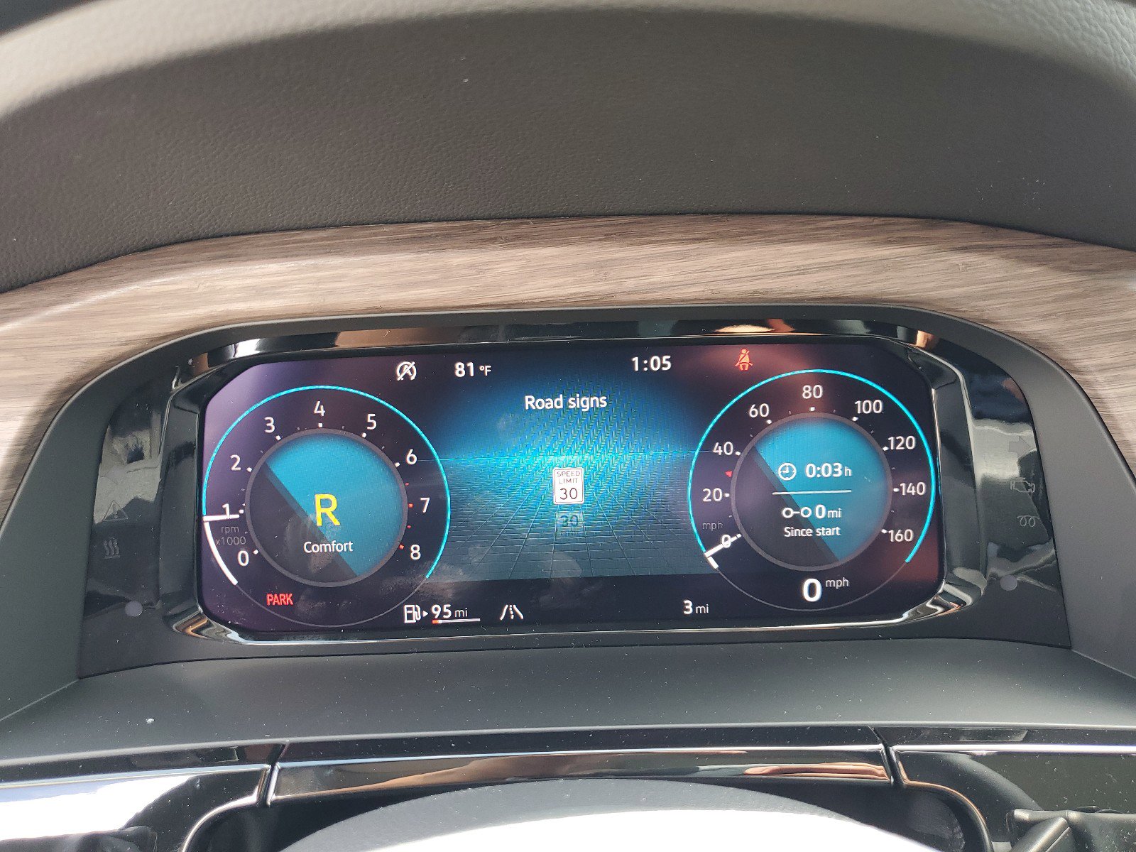 New 2025 Volkswagen Atlas SEL image 32