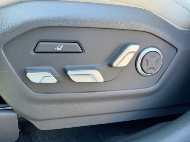Used 2024 Hyundai Santa Fe Calligraphy AWD/4WD image 29