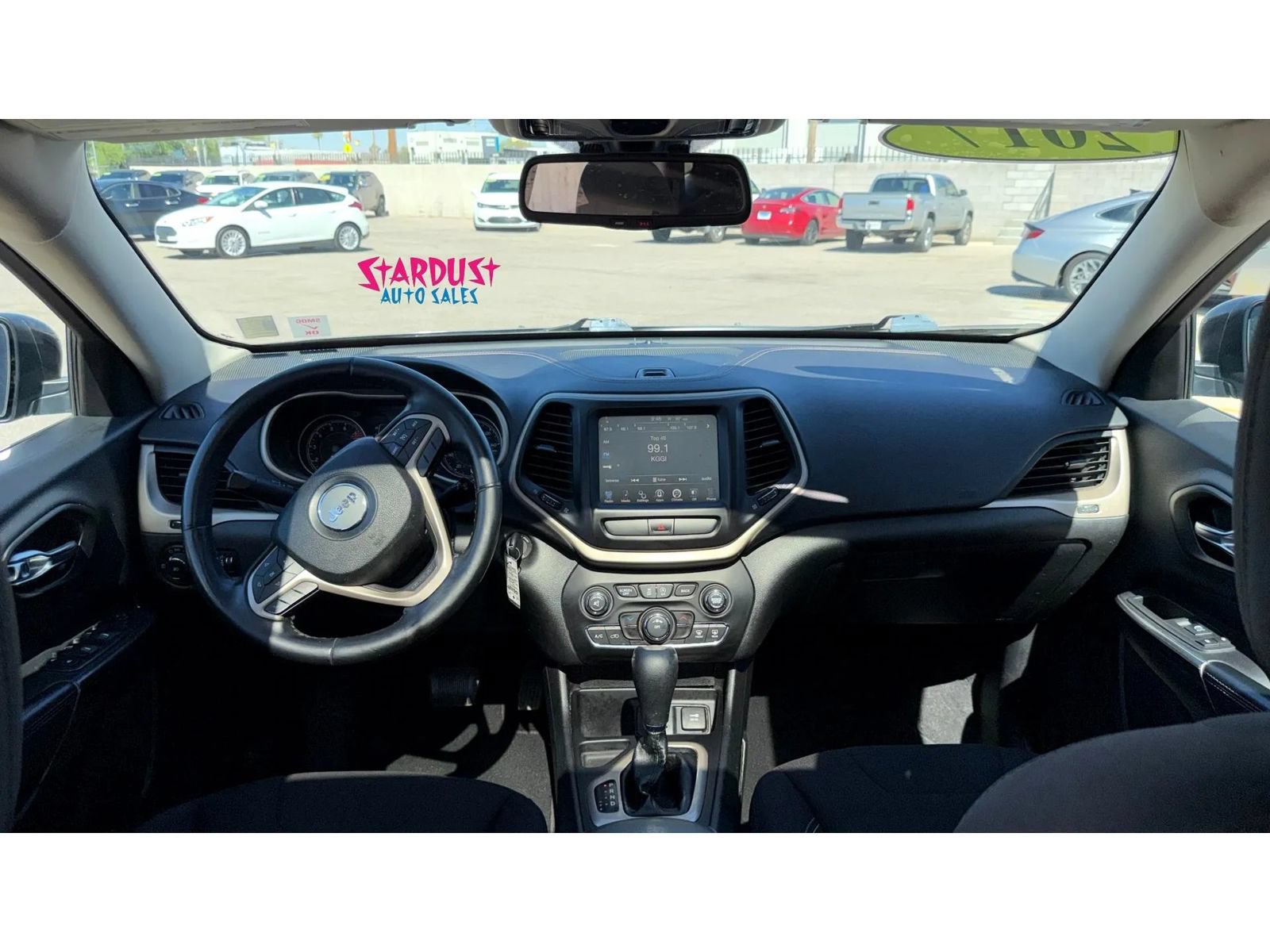 Used 2017 Jeep Cherokee 75th Anniversary FWD image 15
