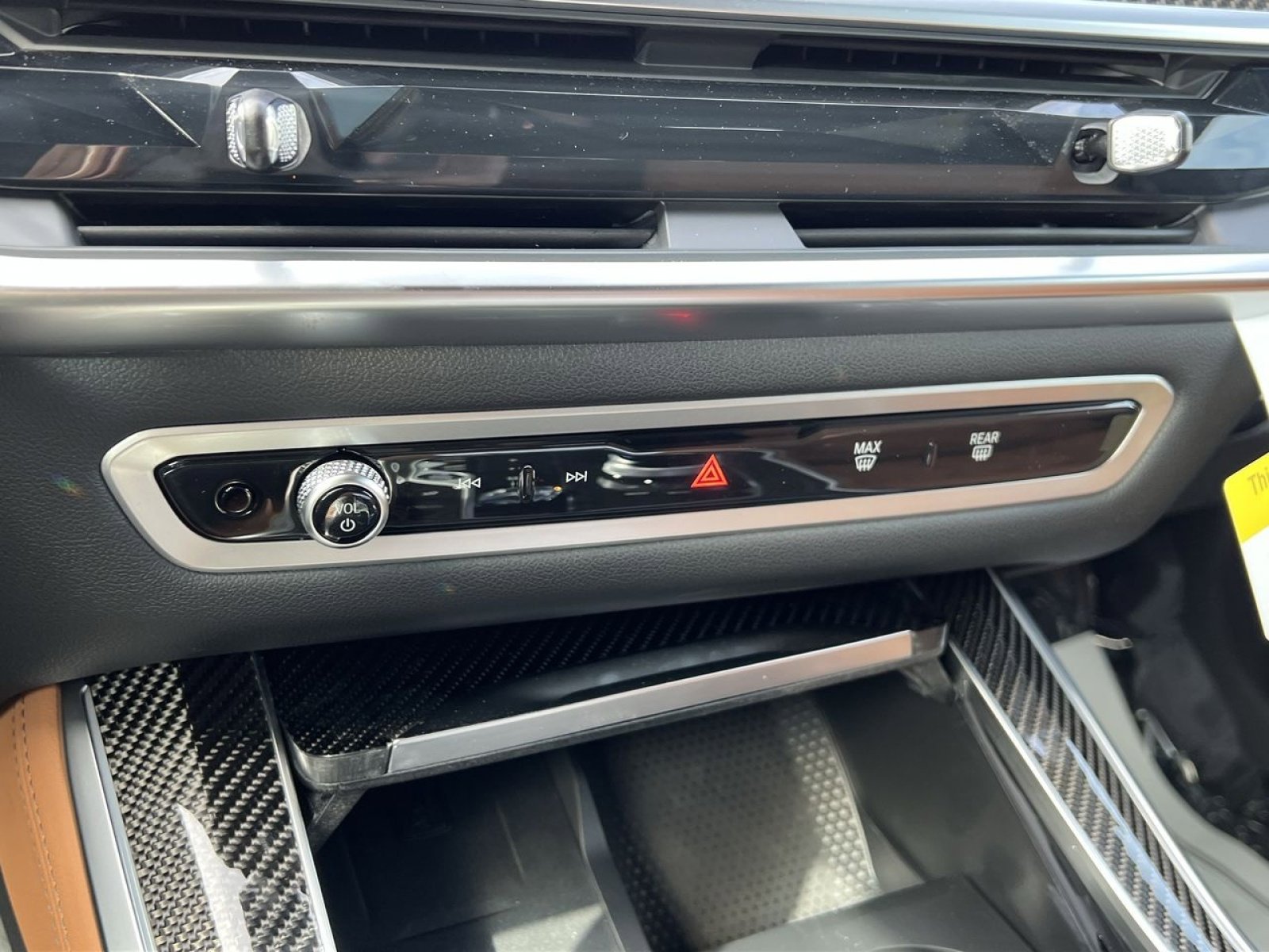 New 2026 BMW X5 M60i image 15