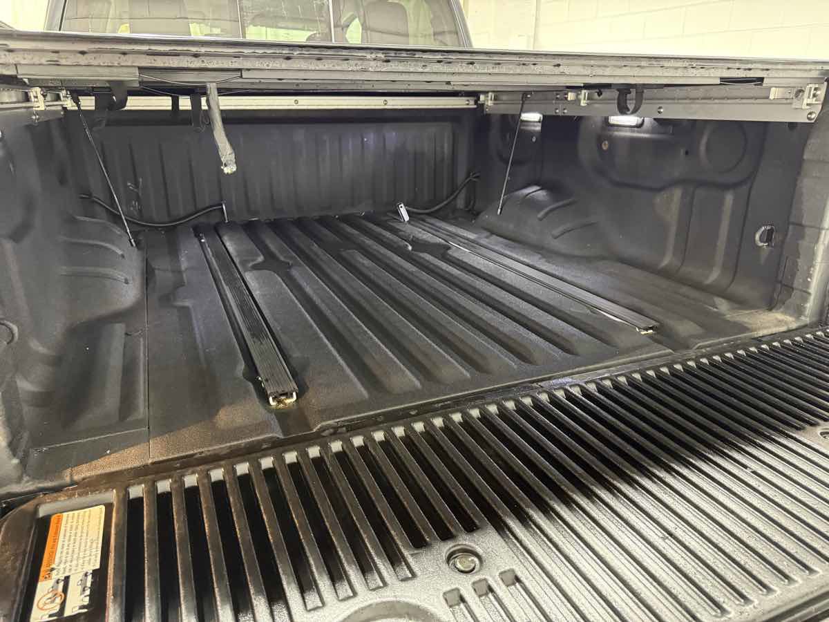 Used 2018 Nissan Titan Platinum Reserve w/ Platinum Utility Package AWD/4WD image 20