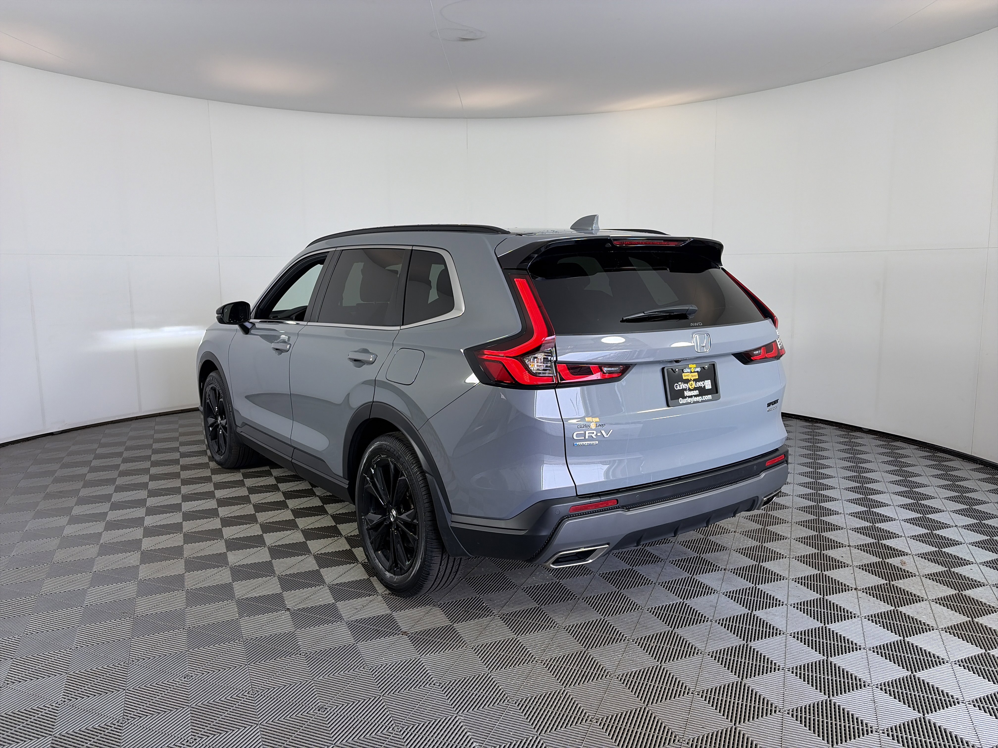 Used 2024 Honda CR-V Sport Touring image 8