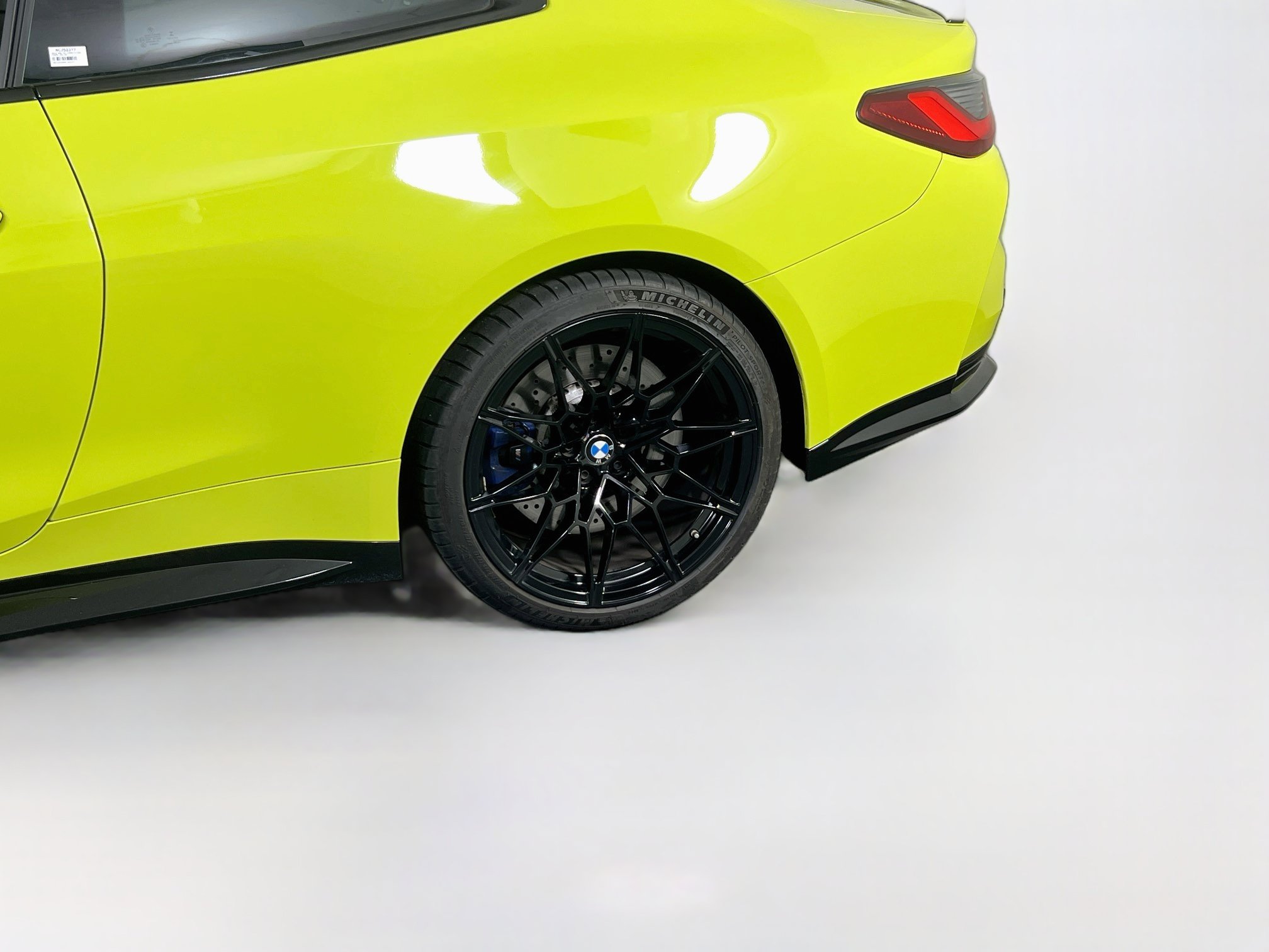 Used 2022 BMW M4 xDrive Competition w/ Executive Package AWD/4WD image 30