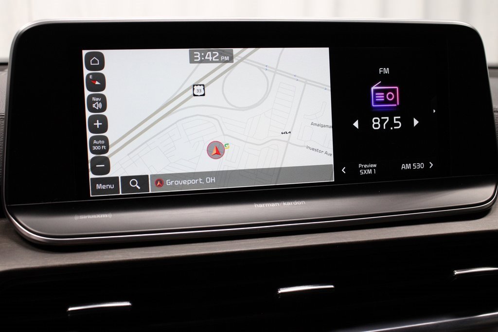 Used 2022 Kia Telluride SX w/ SX Prestige Package image 3