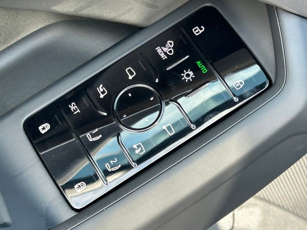 New 2025 Audi SQ5 Premium Plus image 70