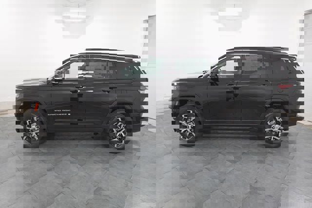 New 2025 Jeep Grand Cherokee L Limited image 2