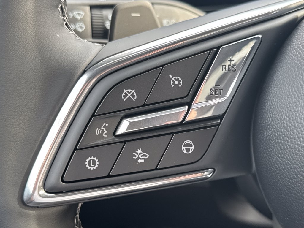New 2027 Buick Enclave Avenir w/ LPO, Floor Liner Package AWD/4WD image 28