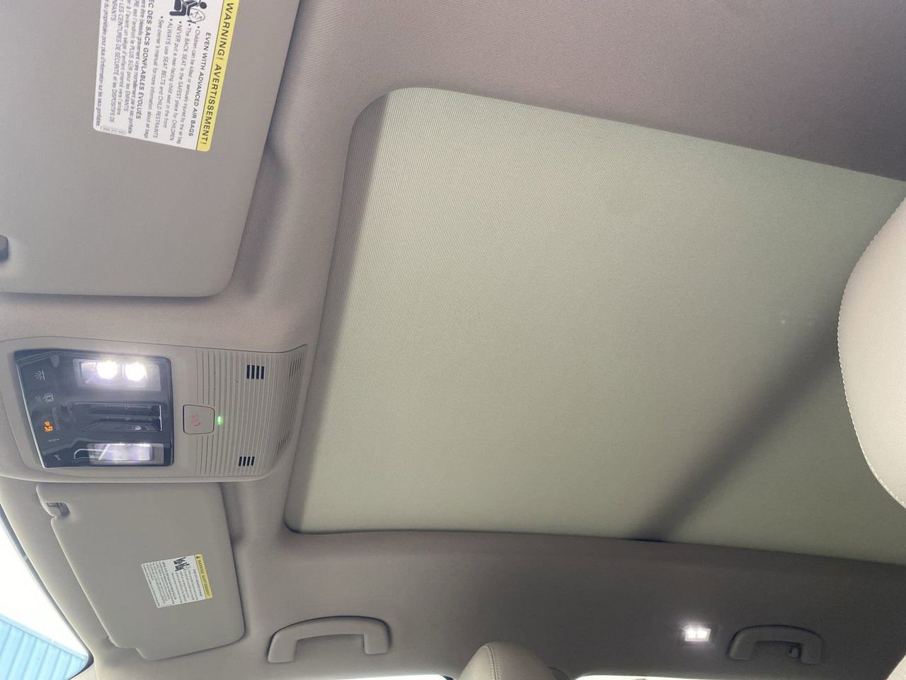 New 2026 Volkswagen Atlas SE image 18