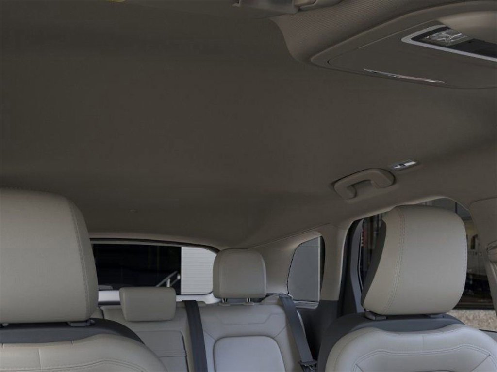 New 2026 Lincoln Corsair Premiere image 22