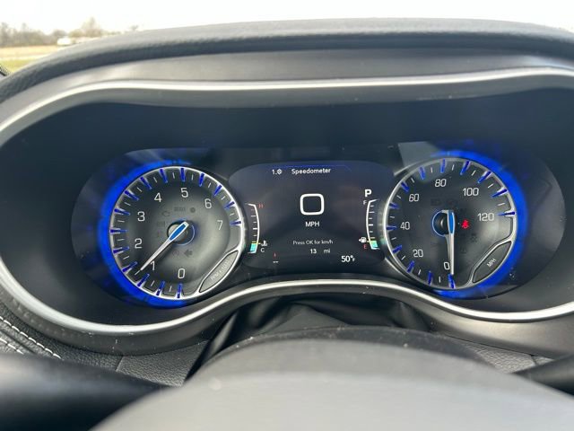 New 2026 Chrysler Pacifica Select image 18