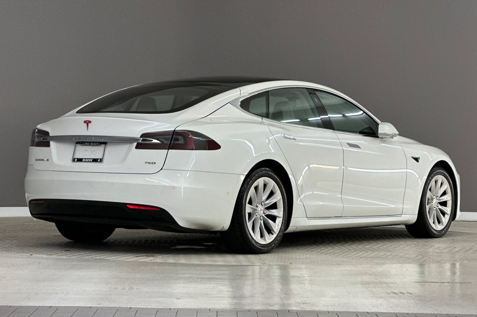Used 2017 Tesla Model S 75D AWD/4WD image 8
