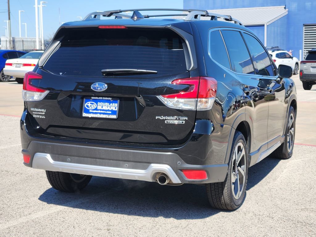 Used 2024 Subaru Forester Touring image 3