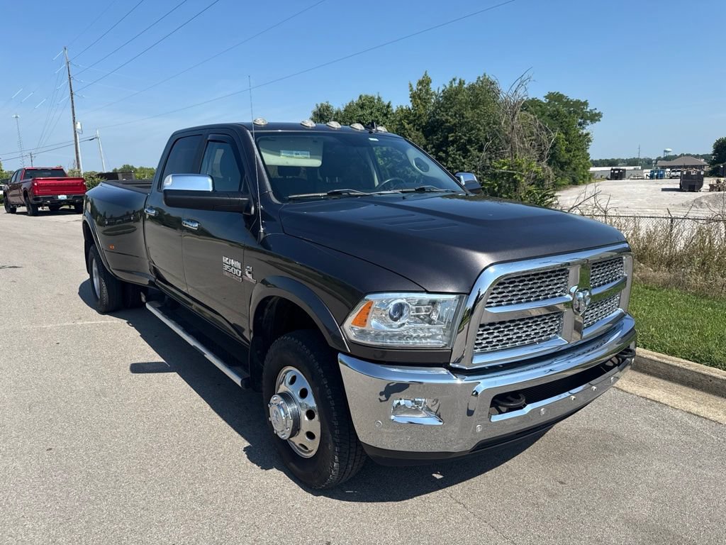 Used 2016 RAM 3500 Laramie AWD/4WD image 2