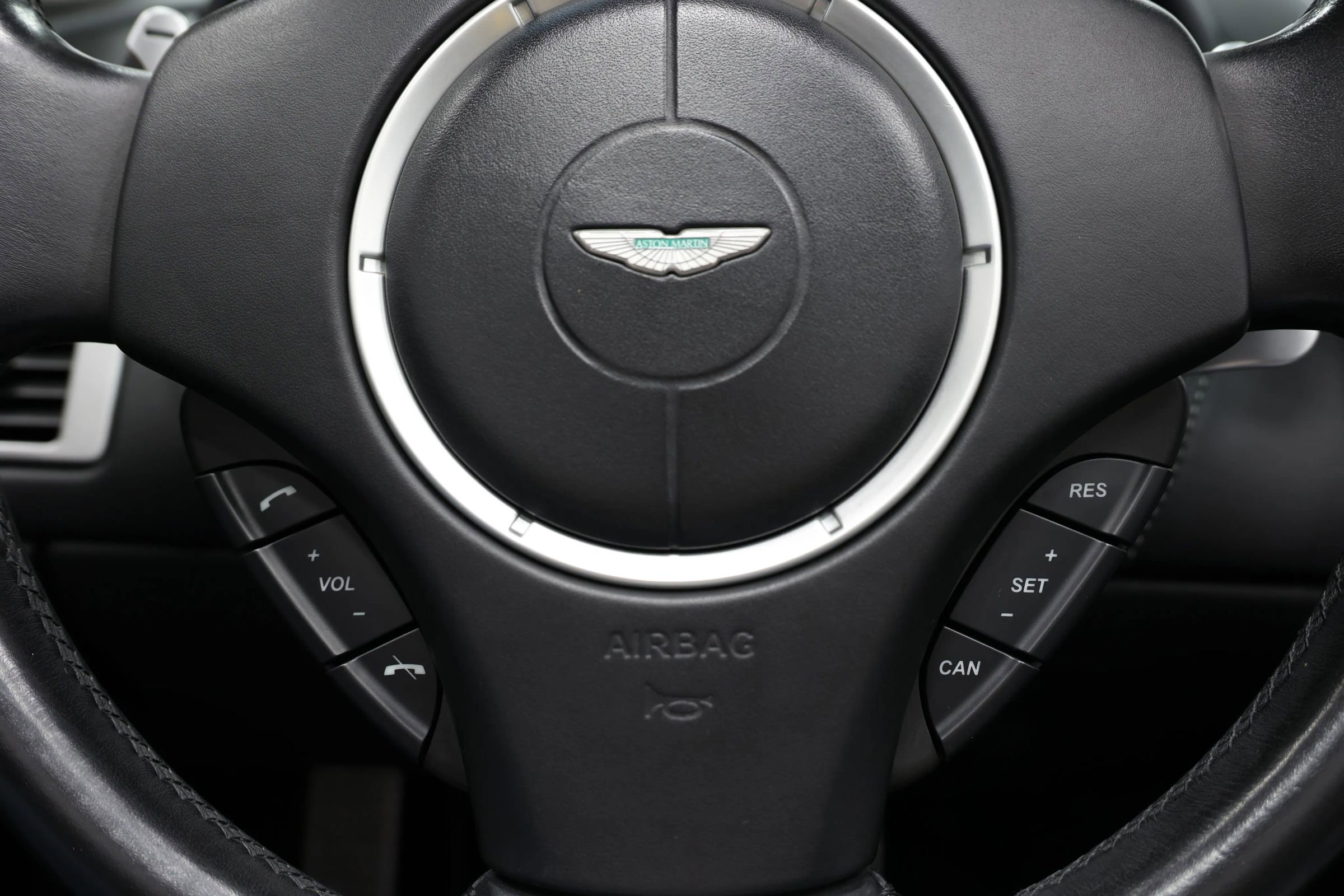 Used 2012 Aston Martin Virage Volante image 30