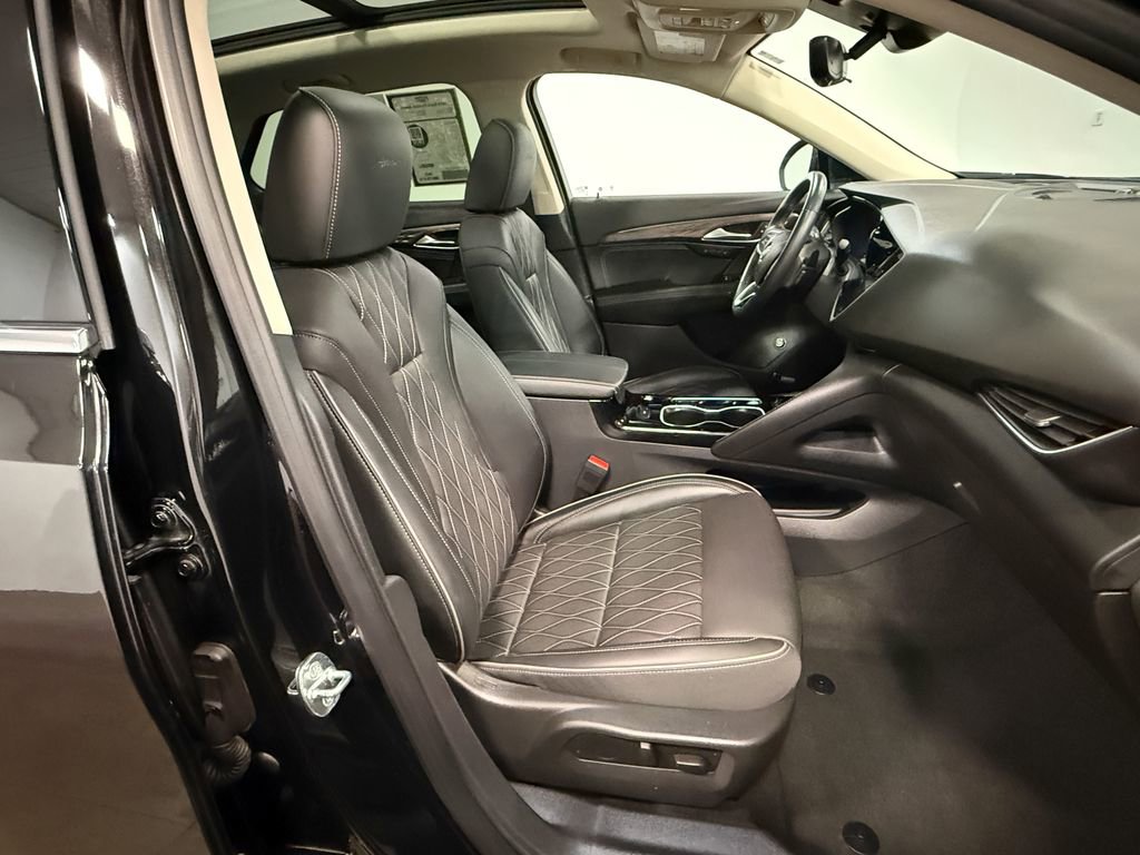 Used 2023 Buick Envision Avenir AWD/4WD image 13