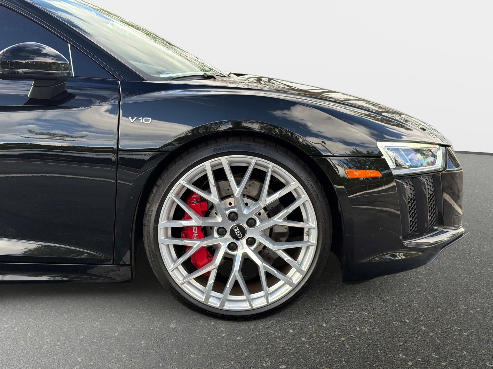 Used 2017 Audi R8 V10 image 21
