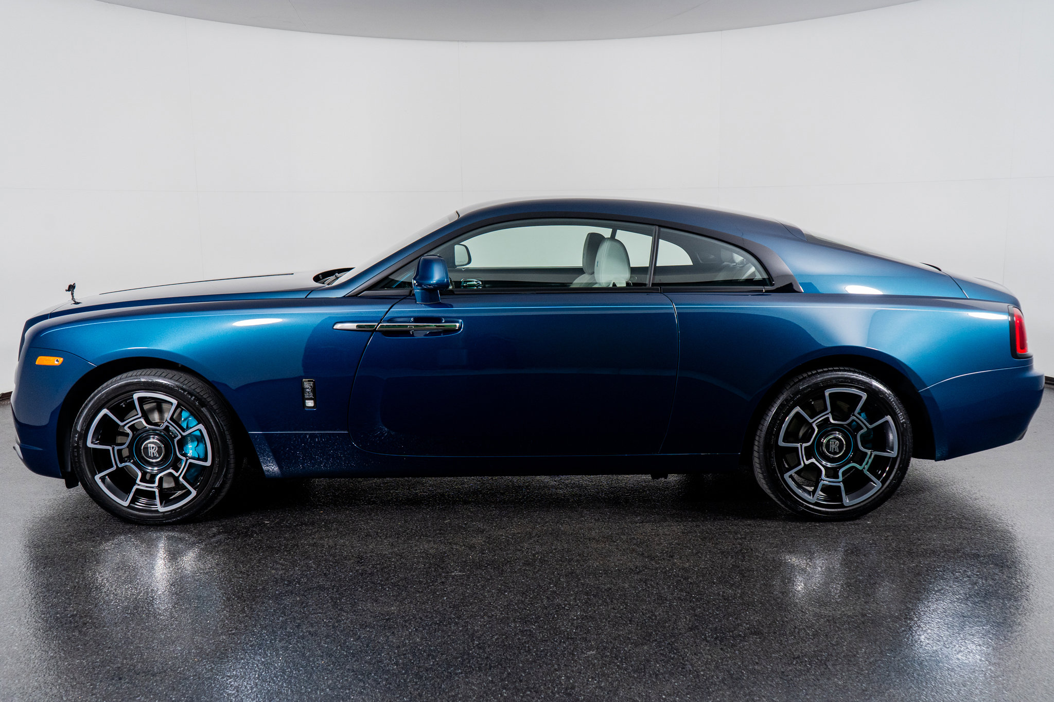 Used 2020 Rolls-Royce Wraith image 15