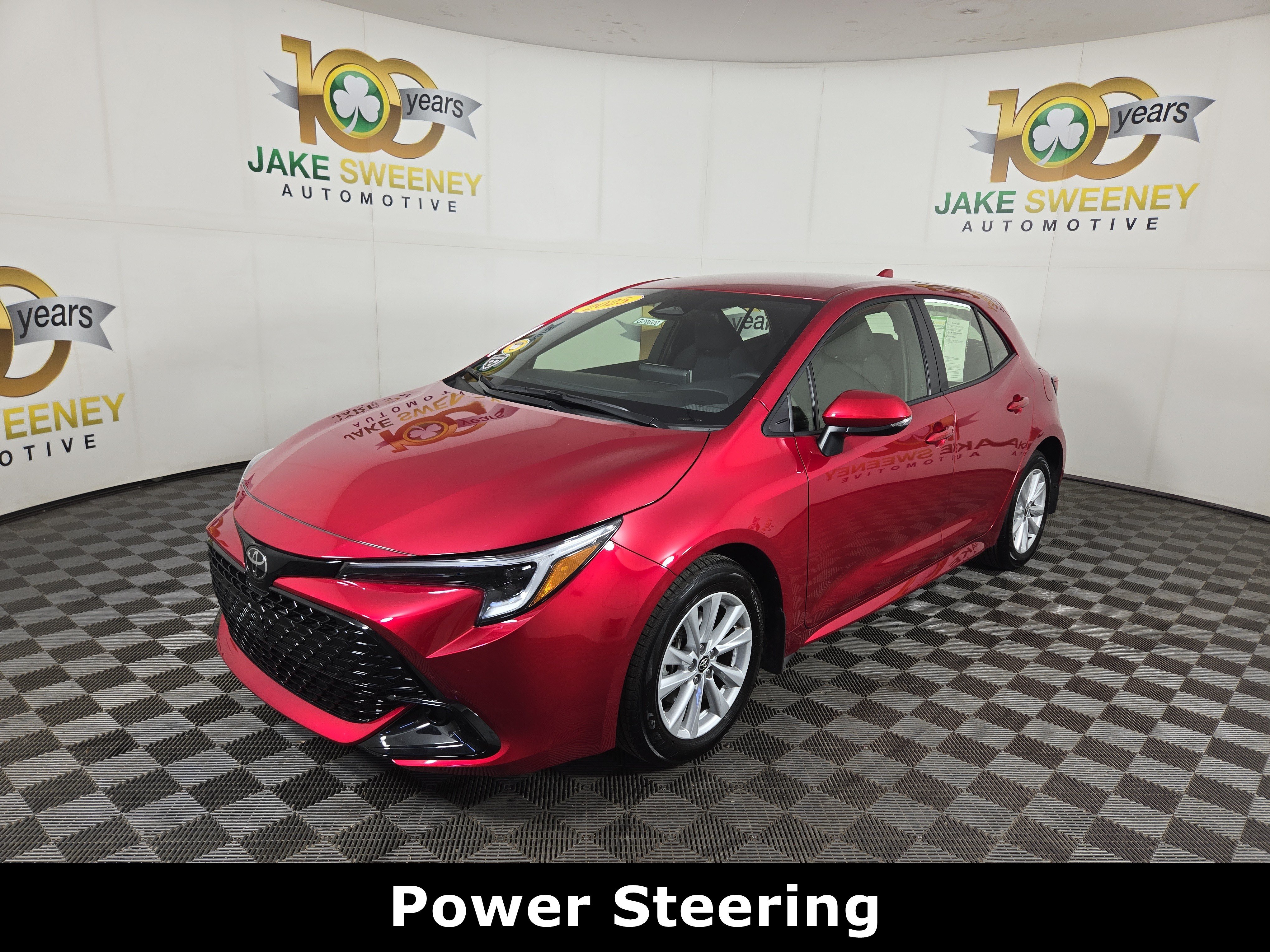 Used 2025 Toyota Corolla SE w/ SE Package FWD image 3