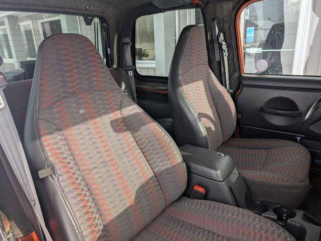 Used 2000 Jeep Wrangler SE image 16