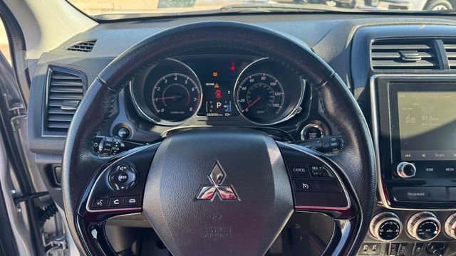 Used 2022 Mitsubishi Outlander Sport SE image 27