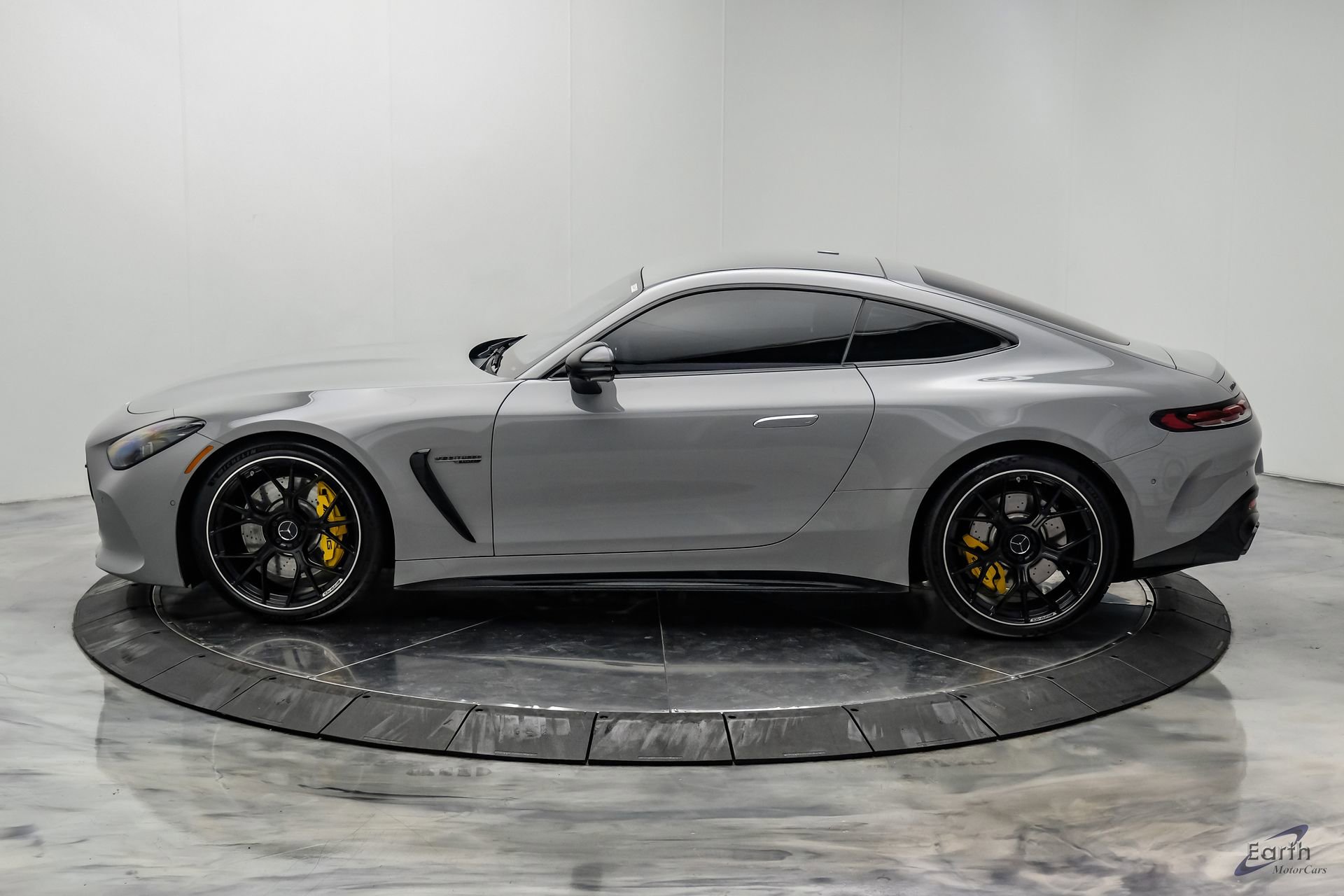 Used 2024 Mercedes-Benz AMG GT 55 image 9