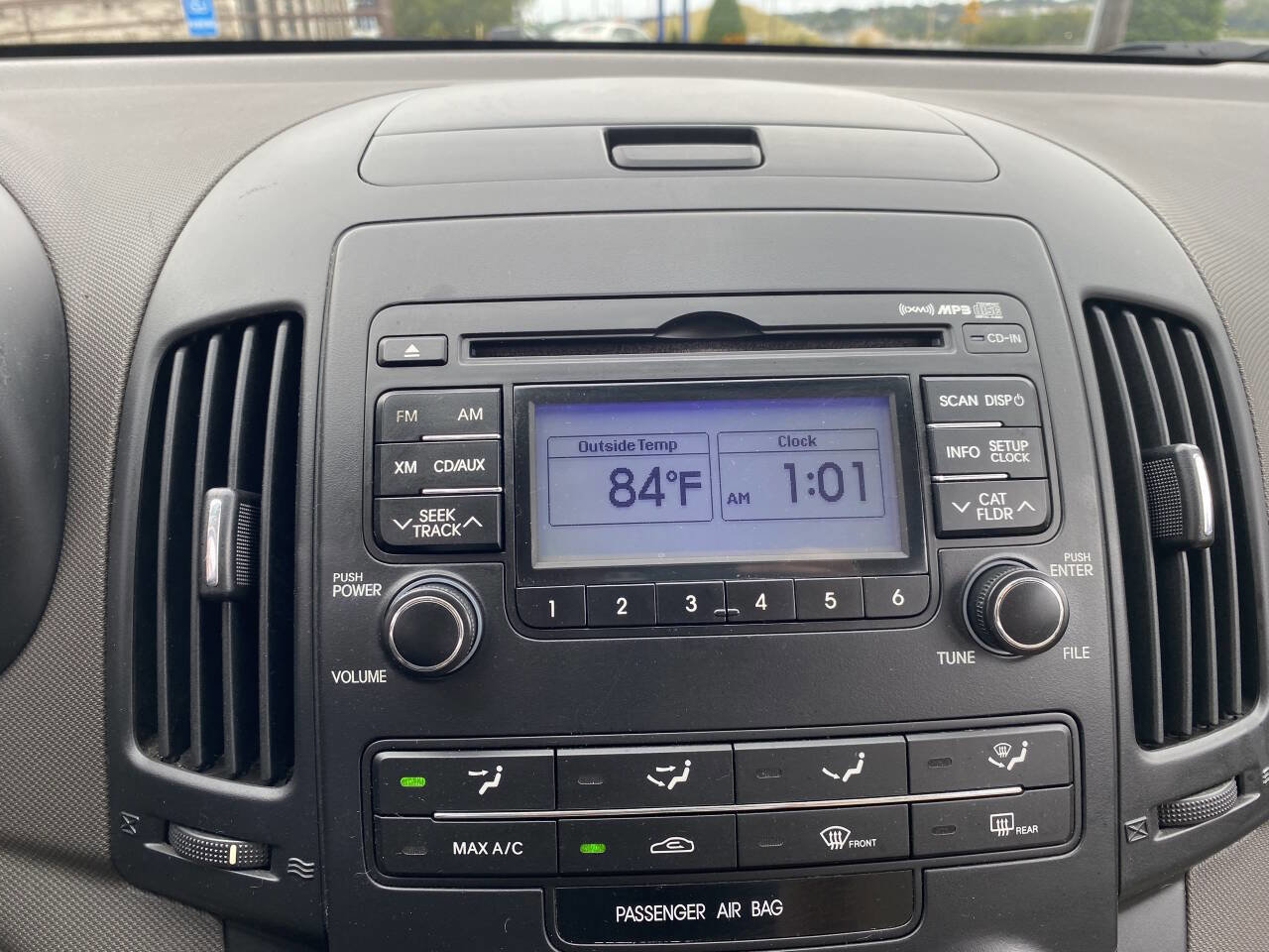 Used 2011 Hyundai Elantra image 27